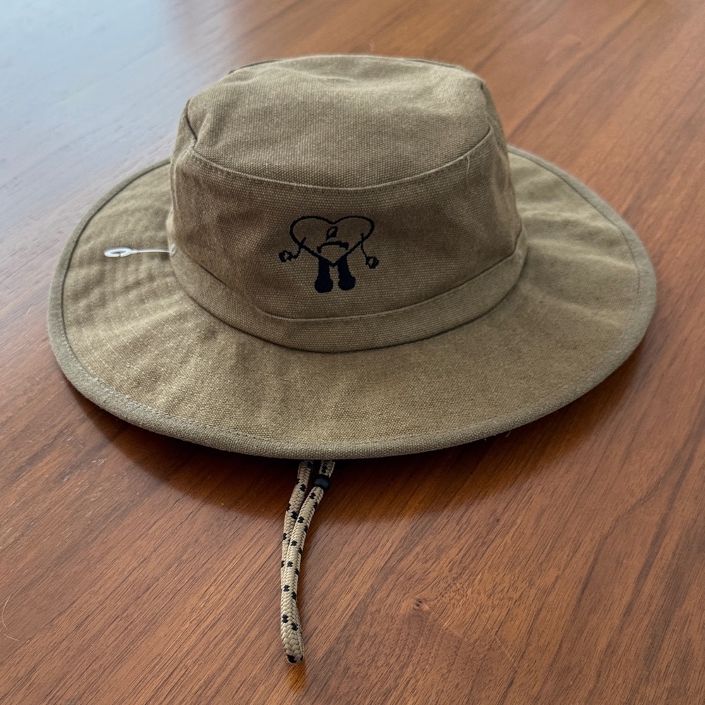 Bad Bunny Authentic Concert Merch Bucket Hat NWOT